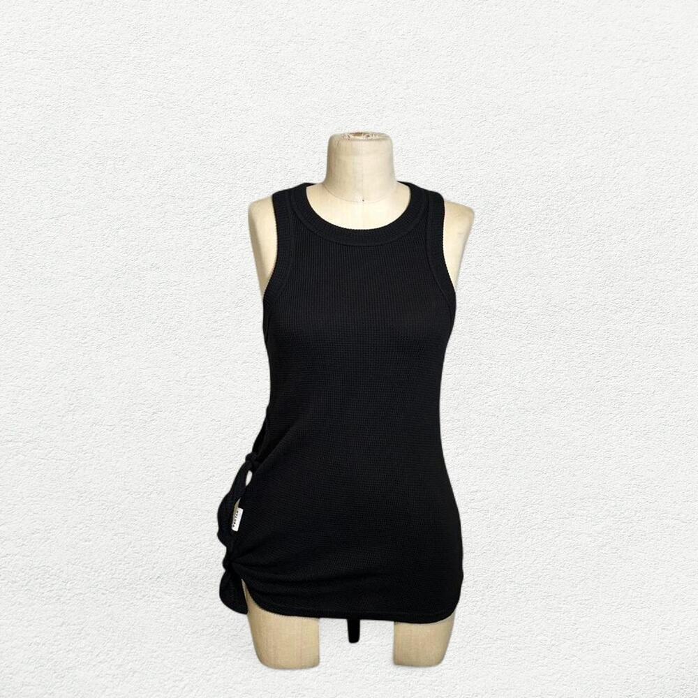 Nylora Gabriel Tank Top in Black